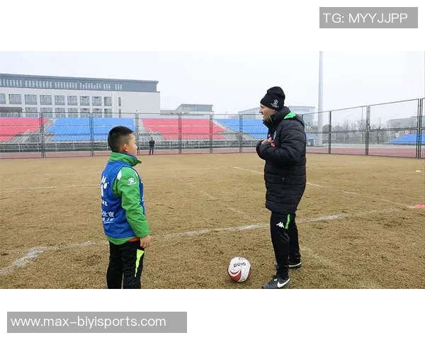 提升孩子足球技能的趣味训练游戏推荐与玩法解析