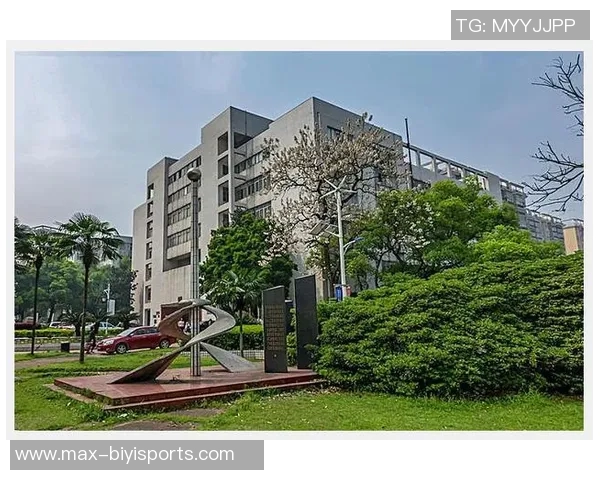 长沙理工大学足球队奋勇拼搏助力校园体育文化发展新篇章